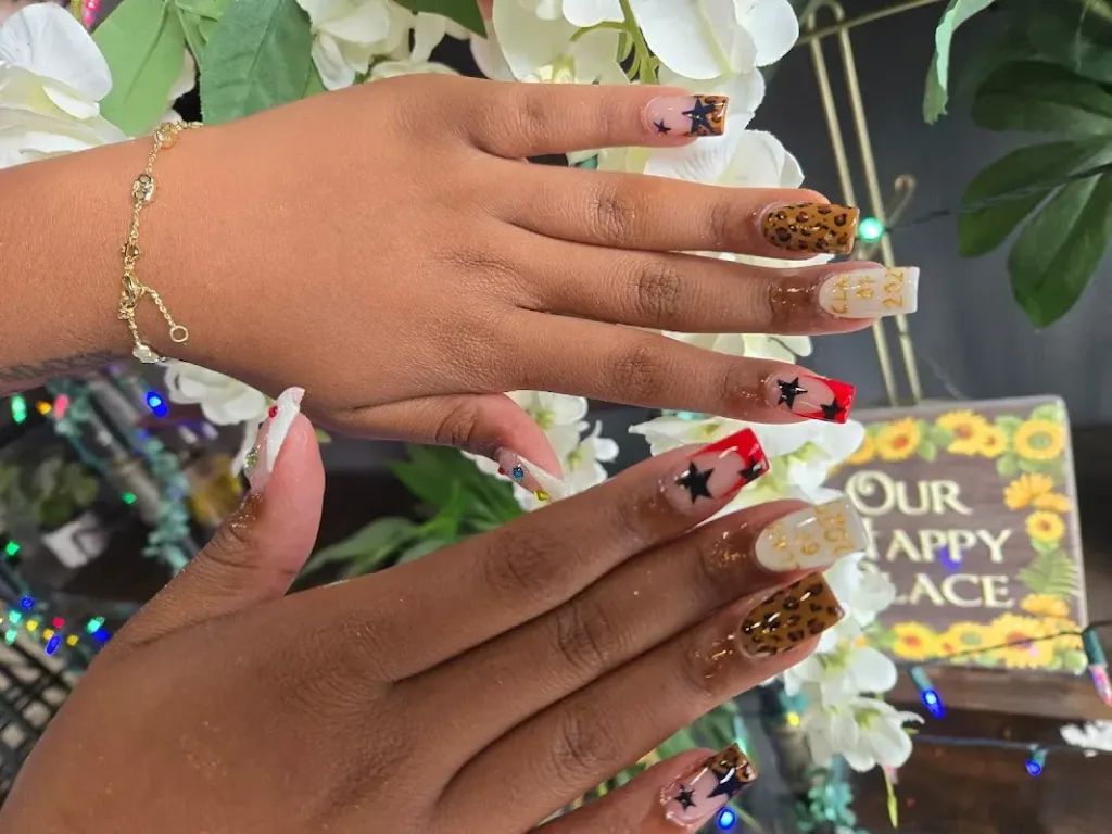 Casabella Nail, Hair, Facial & Brows — Beauty salon in Bentonville